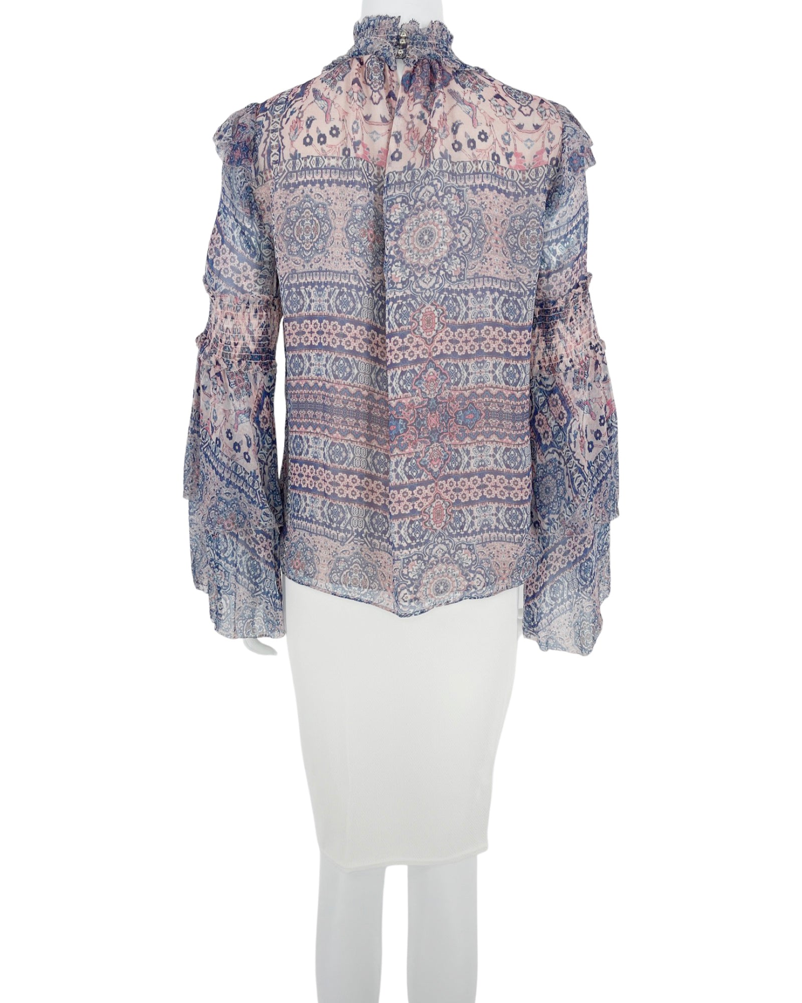 long sleeves mock neck button closure